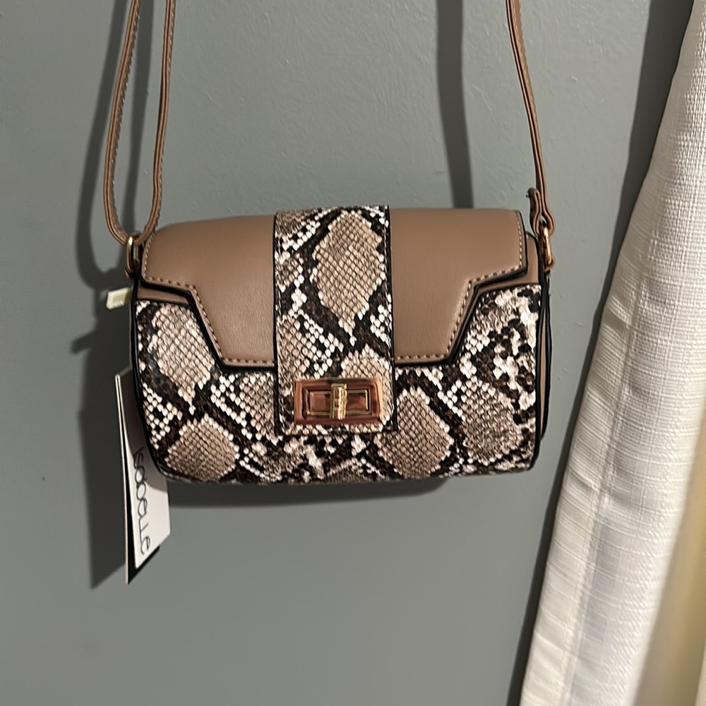 🔹ANIMAL PRINT ROUND CROSS BODY BAG - Picture 2 of 8